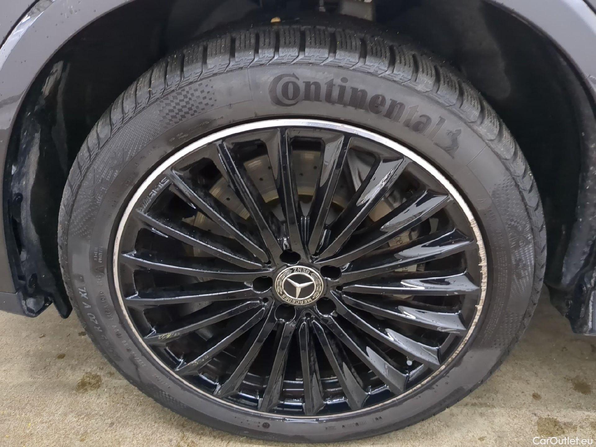  Mercedes  GLC MERCEDES-BENZ  / 2022 / 5P / SUV  400 e AMG Line 4MATIC #3