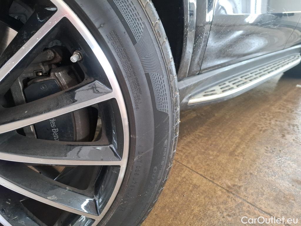  Mercedes  G-Klasee MERCEDES-BENZ GLE Coupe / 2020 / 5P / SUV GLE 350 de 4MATIC AMG Line Coupé #24