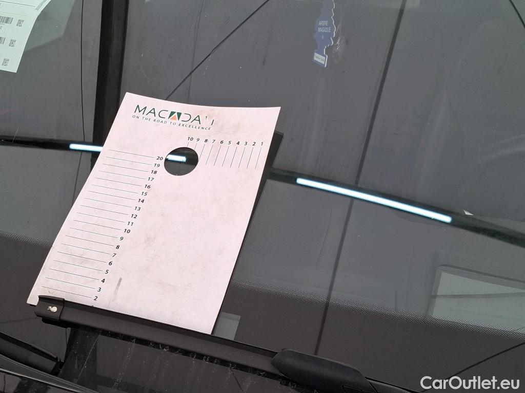  Mercedes  G-Klasee MERCEDES-BENZ GLC Coupe / 2023 / 5P / Coupé GLC 300 e AMG Line 4MATIC #5