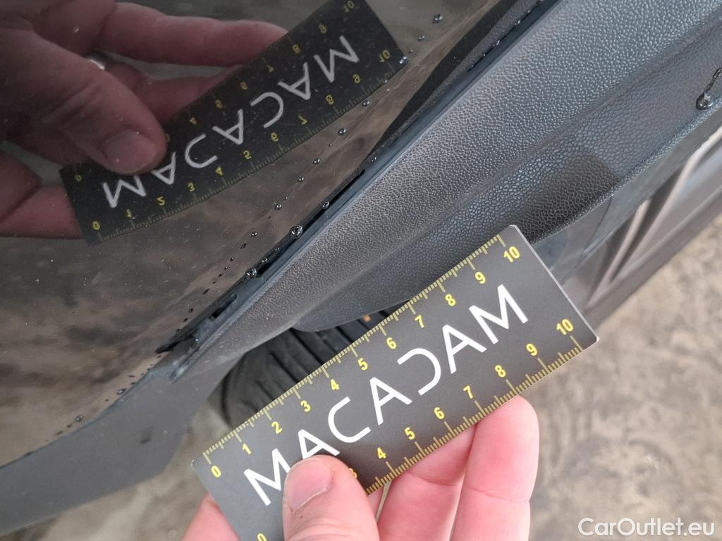  Mercedes  G-Klasee MERCEDES-BENZ GLC Coupe / 2019 / 5P / Coupé 2.0 GLC 220 D BUSINESS LINE 4MATIC #26