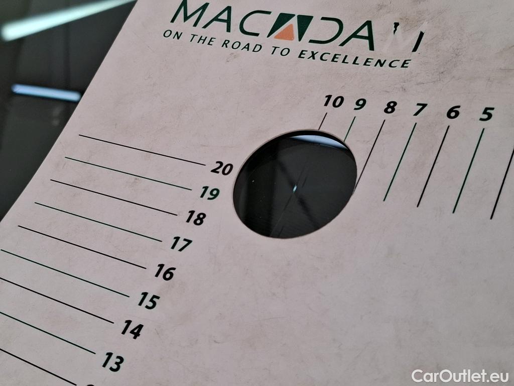  Mercedes  G-Klasee MERCEDES-BENZ GLC Coupe / 2023 / 5P / Coupé GLC 300 e AMG Line 4MATIC #6