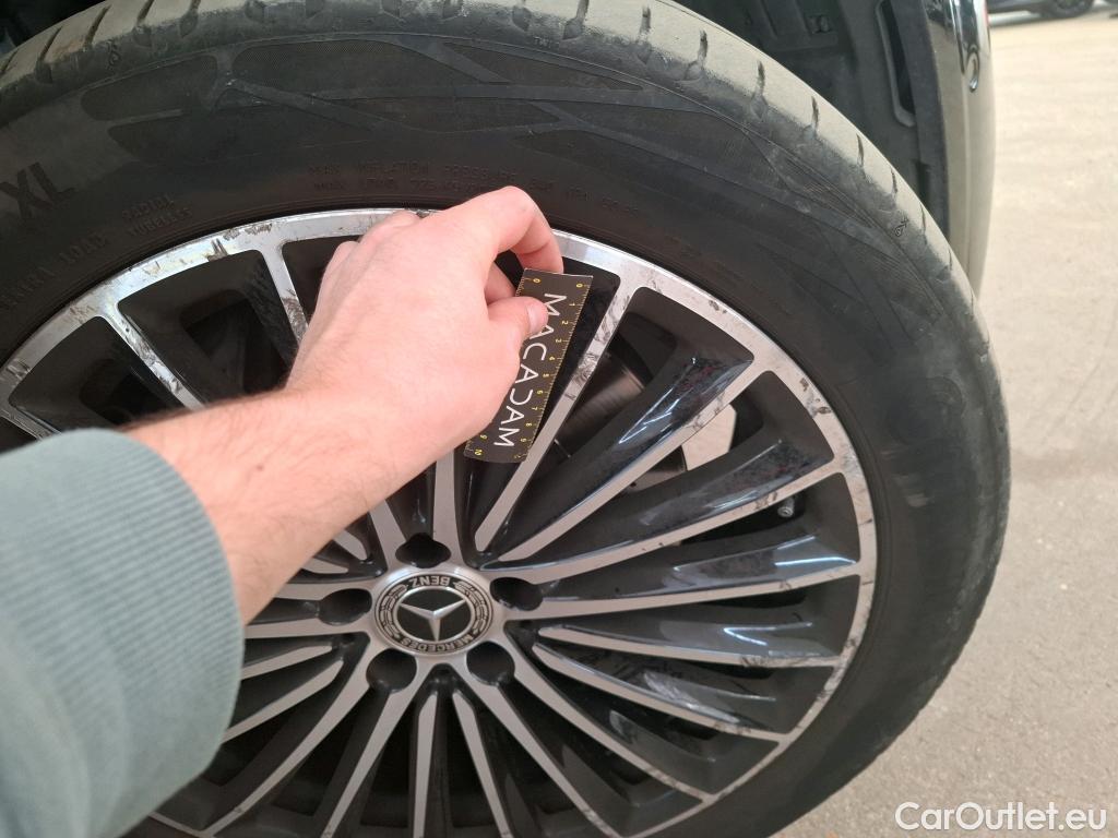  Mercedes  G-Klasee MERCEDES-BENZ GLC Coupe / 2023 / 5P / Coupé GLC 300 e AMG Line 4MATIC #58