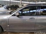  Bmw  Serie 3 BMW  / 2022 / 5P / STATION WAGON 320E BUSINESS ADVANTAGE TOURING AUTO #57