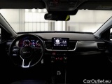  KIA  STONIC KIA  / 2017 / 5P / SUV 1.0 T-GDI 74KW MHEV STYLE #3