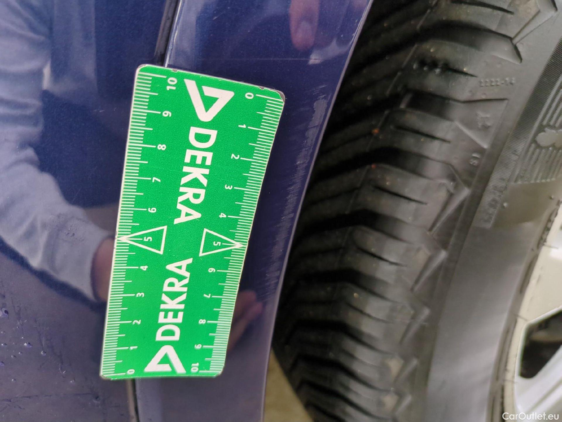  Audi  Q3  35 TDI Design luxe 2.0 TDI 150CV BVA7 E6dT #7