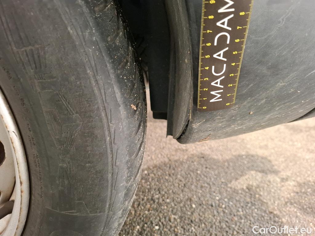  Citroen  Berlingo  Fourgon Club L1 (Court) 1.6 BlueHDi 100CV BVM5 E6 #95