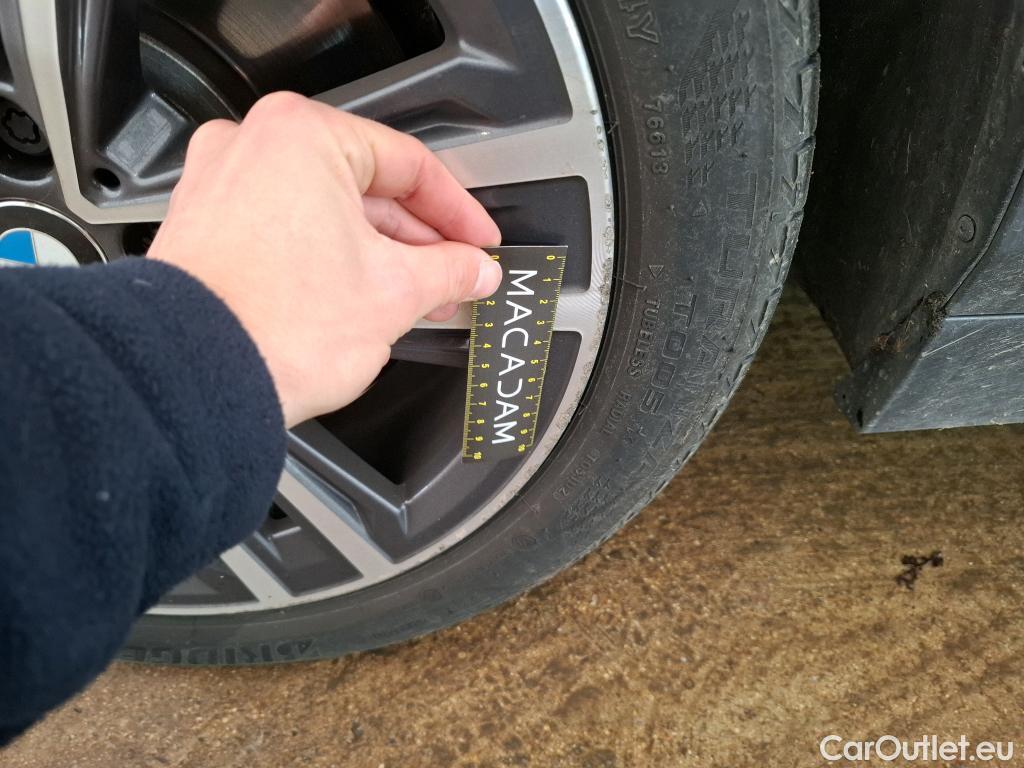  Bmw  Serie 1 Série 1 Berline 120 d xDrive Edition Sport 2.0 190CV BVA8 E6d #18