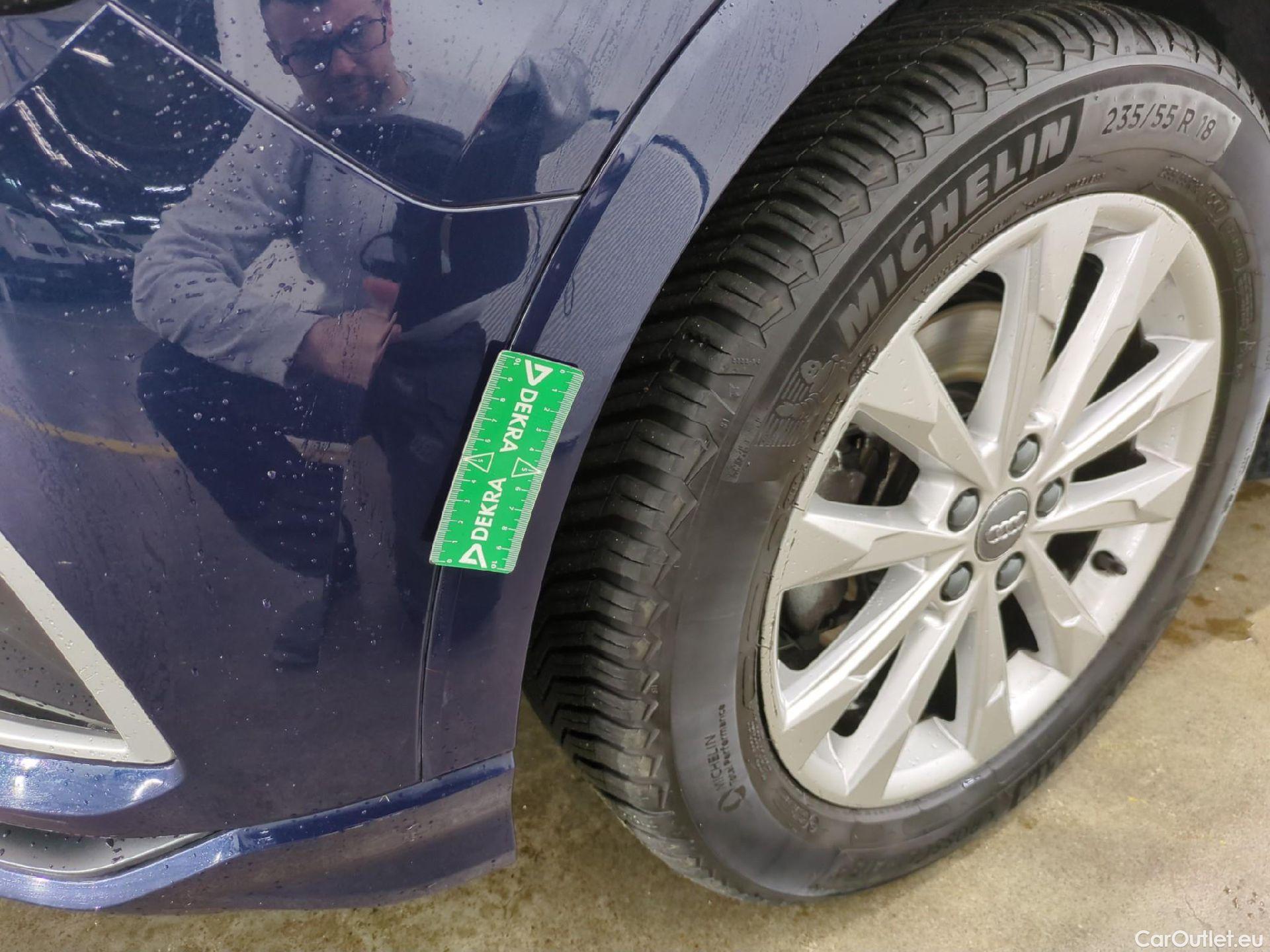  Audi  Q3  35 TDI Design luxe 2.0 TDI 150CV BVA7 E6dT #8