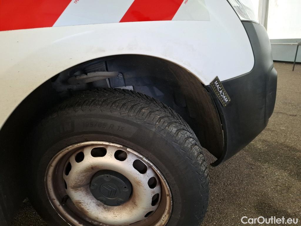  Citroen  Berlingo  Fourgon Club L1 (Court) 1.6 BlueHDi 100CV BVM5 E6 #50