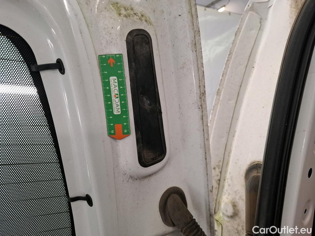  Citroen  Berlingo  Fourgon Club L1 (Court) 1.6 BlueHDi 100CV BVM5 E6 #77