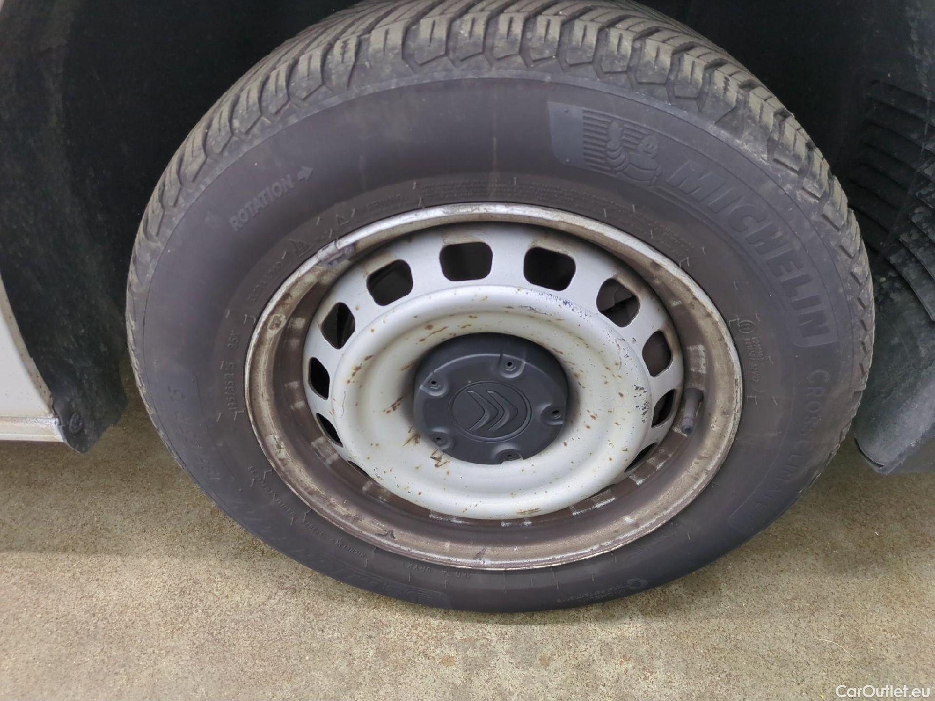  Citroen  Berlingo  Fourgon Club M 650 1.5 BlueHDi 75CV BVM5 E6dT #11