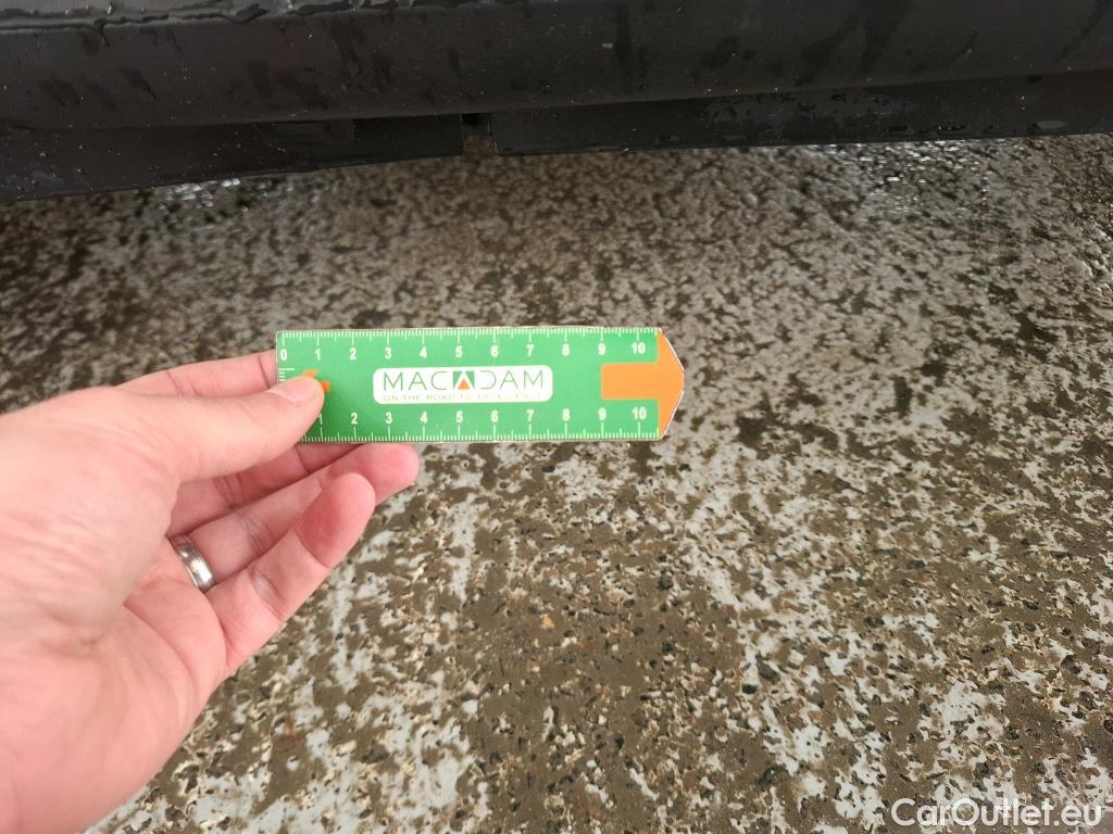  Citroen  C3  Société Feel 1.5 BlueHDI 100CV BVM5 E6dT #2