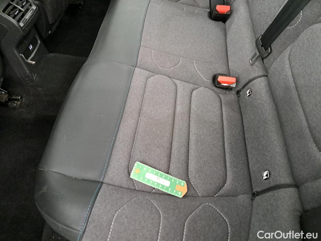  Citroen  C4 CITROEN  X / 2022 / 4P / Berline PureTech 130 S&S EAT8 Feel Pack #37