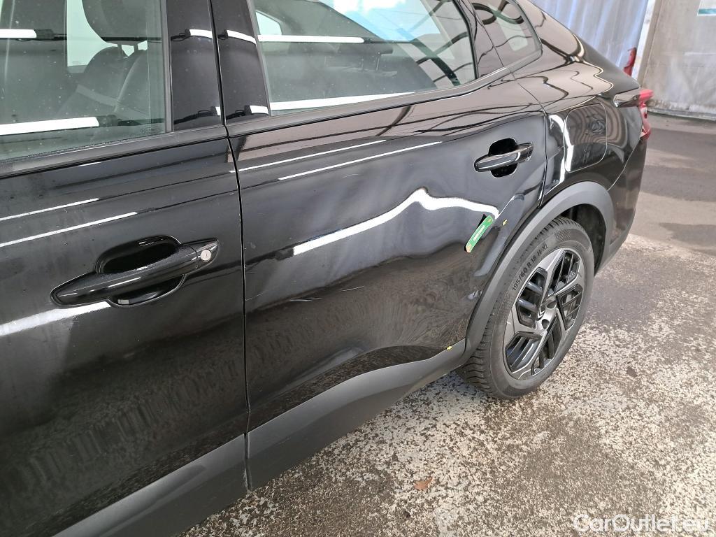  Citroen  C4 CITROEN  X / 2022 / 4P / Berline PureTech 130 S&S EAT8 Feel Pack #1