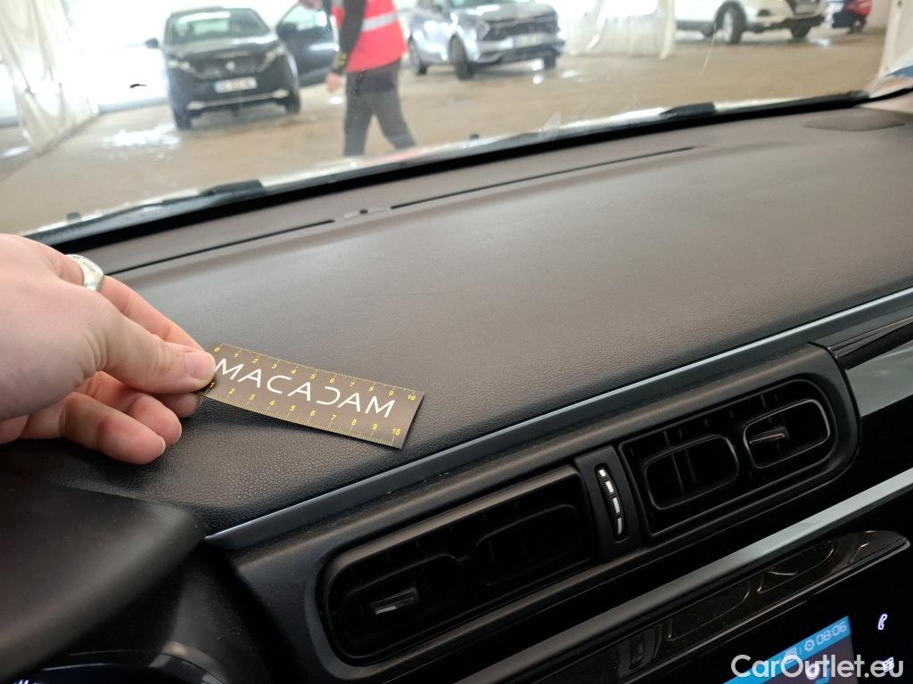  Citroen  C3  Feel Business 1.2 PureTech 80CV BVM5 E6d #4