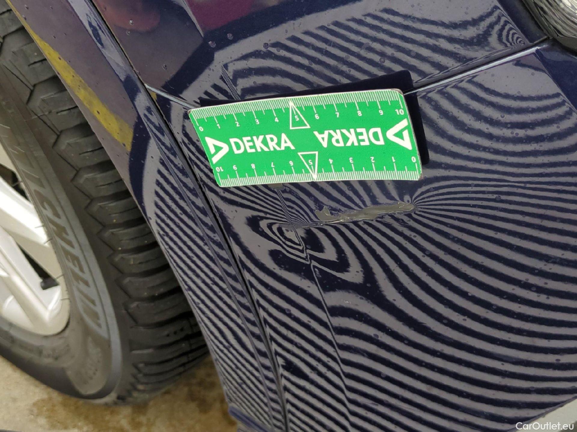  Audi  Q3  35 TDI Design luxe 2.0 TDI 150CV BVA7 E6dT #4