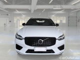  Volvo  XC60 VOLVO  / 2017 / 5P / SUV B4 D AWD GEARTR. R-DESIGN MY21 #6