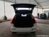  Volvo  XC60 VOLVO  / 2017 / 5P / SUV B4 D AWD GEARTR. R-DESIGN MY21 #5