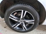  Volvo  XC60 VOLVO  / 2017 / 5P / SUV B4 D AWD GEARTR. R-DESIGN MY21 #18