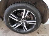  Volvo  XC60 VOLVO  / 2017 / 5P / SUV B4 D AWD GEARTR. R-DESIGN MY21 #19