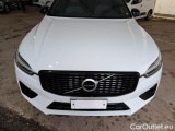  Volvo  XC60 VOLVO  / 2017 / 5P / SUV B4 D AWD GEARTR. R-DESIGN MY21 #28