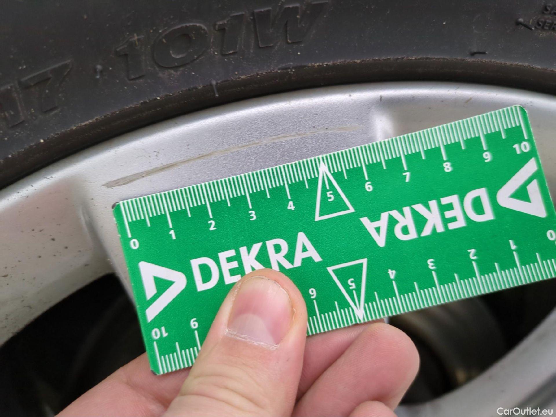  Mini  Countryman MINI  / 2020 / 5P / Crossover Cooper Essential 136 ch BVA7 #13