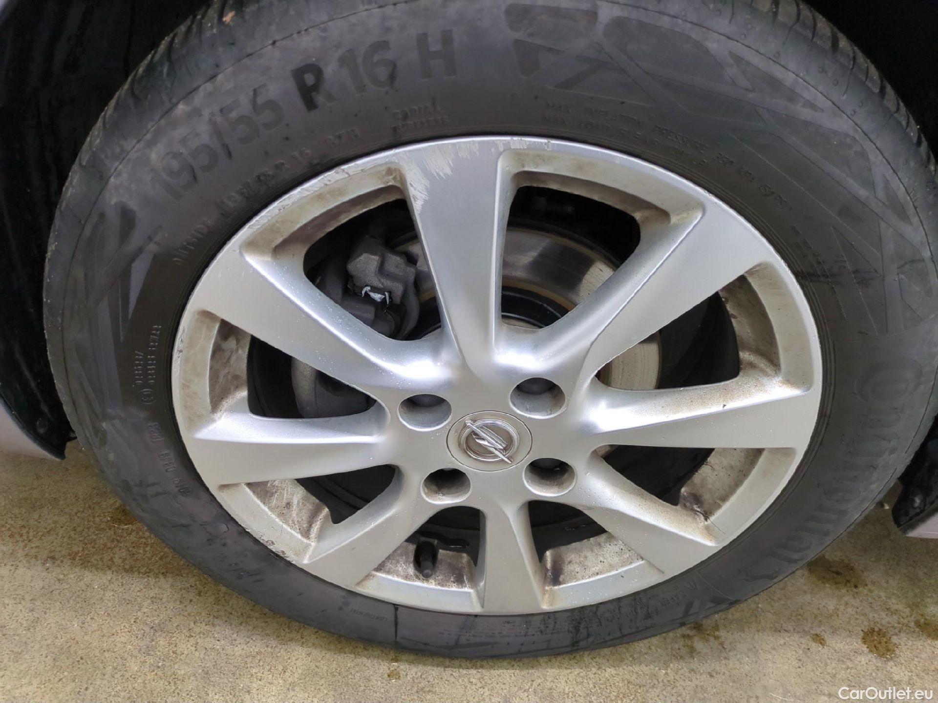  Opel  Corsa  F Edition Business 1.2 75CV BVM5 E6d #3