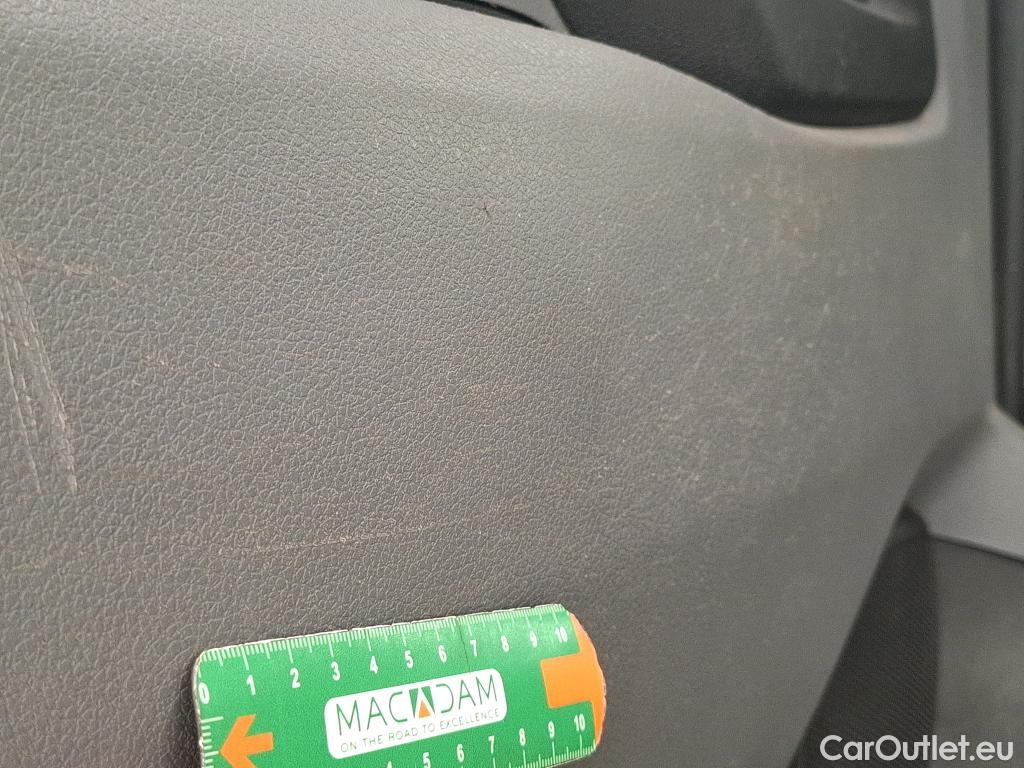  Citroen  Jumpy CITROEN  VU 4p Fourgon Taille M BlueHDi 95 BVM Confort #47