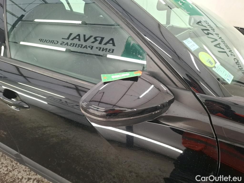  Peugeot  2008  Active Business 1.5 HDi 130CV BVA8 E6d #24