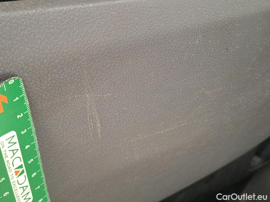  Citroen  Jumpy CITROEN  VU 4p Fourgon Taille M BlueHDi 95 BVM Confort #46