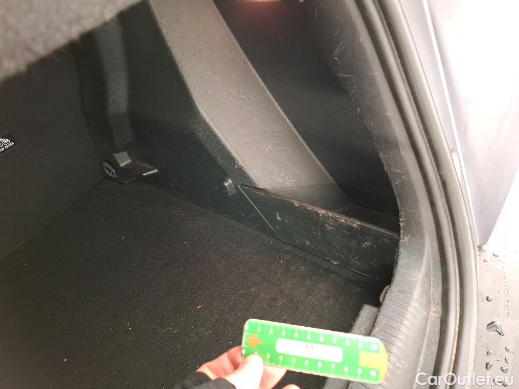  Peugeot  2008  Active Business 1.2 PureTech 130CV BVA8 E6d #16