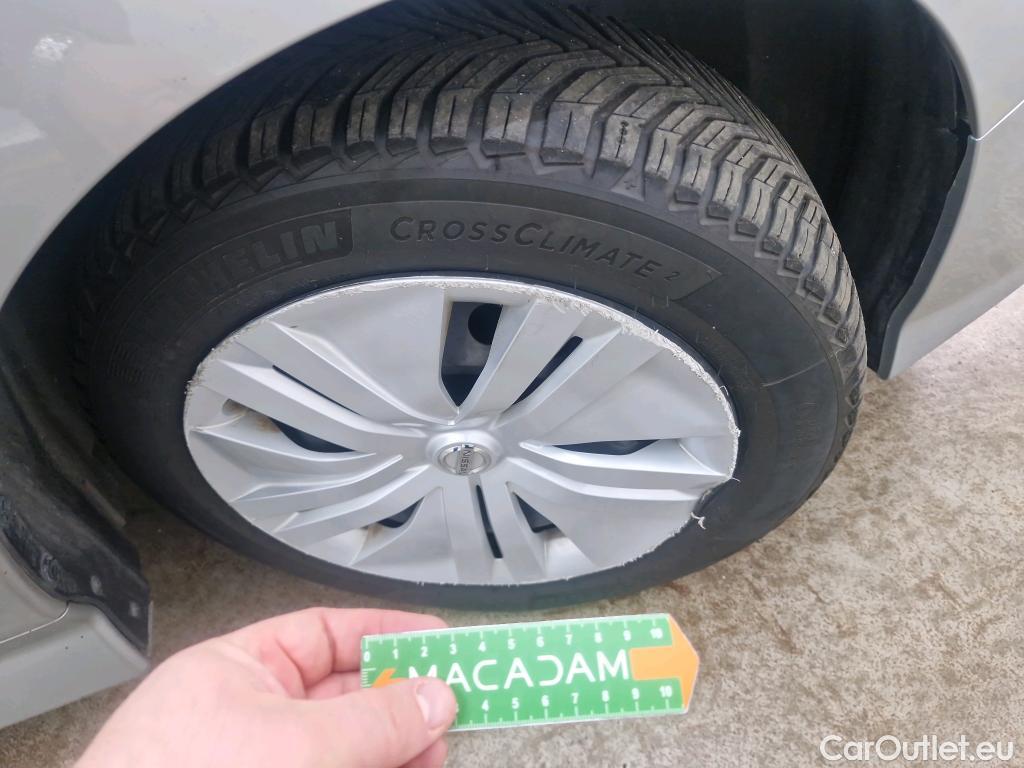  Nissan  Leaf NISSAN  / 2017 / 5P / Berline 150ch Visia Business #29