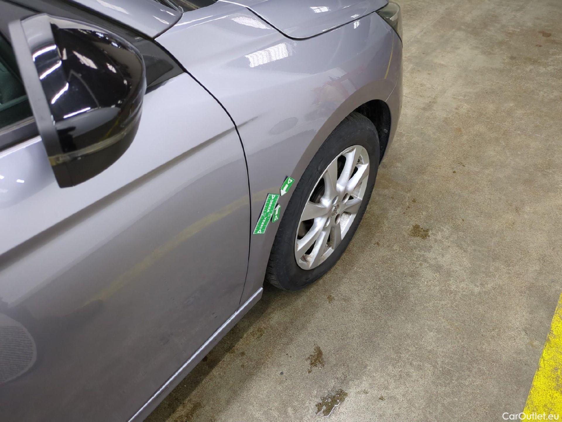  Opel  Corsa  F Edition Business 1.2 75CV BVM5 E6d #12