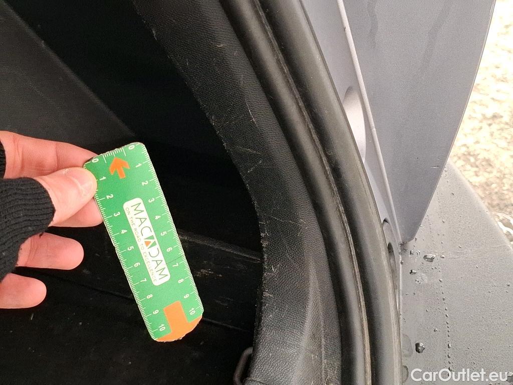  Peugeot  2008  Active Business 1.2 PureTech 130CV BVA8 E6d #17