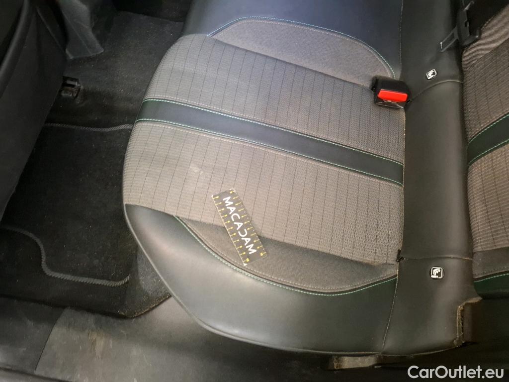  Peugeot  2008  Allure Business 1.5 HDi 130CV BVA8 E6d #50