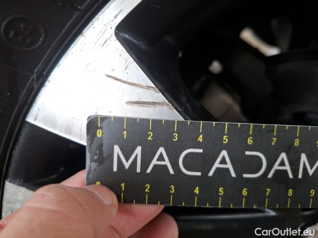  Peugeot  2008  Allure Business 1.5 HDi 130CV BVA8 E6d #34