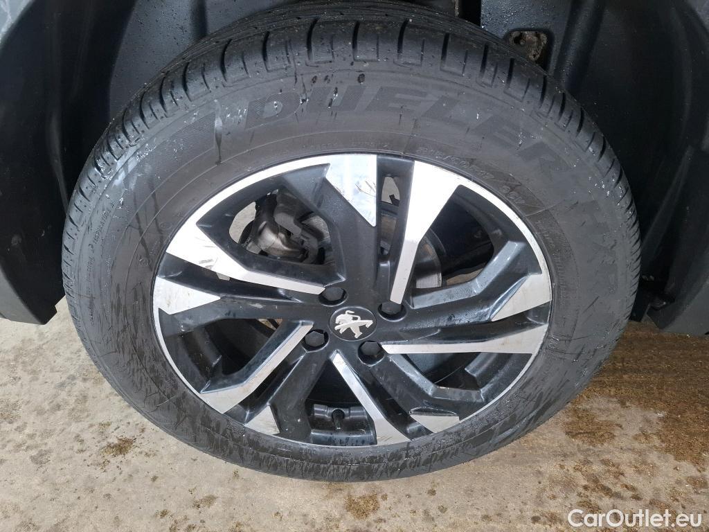  Peugeot  2008  Allure Business 1.5 HDi 130CV BVA8 E6d #31