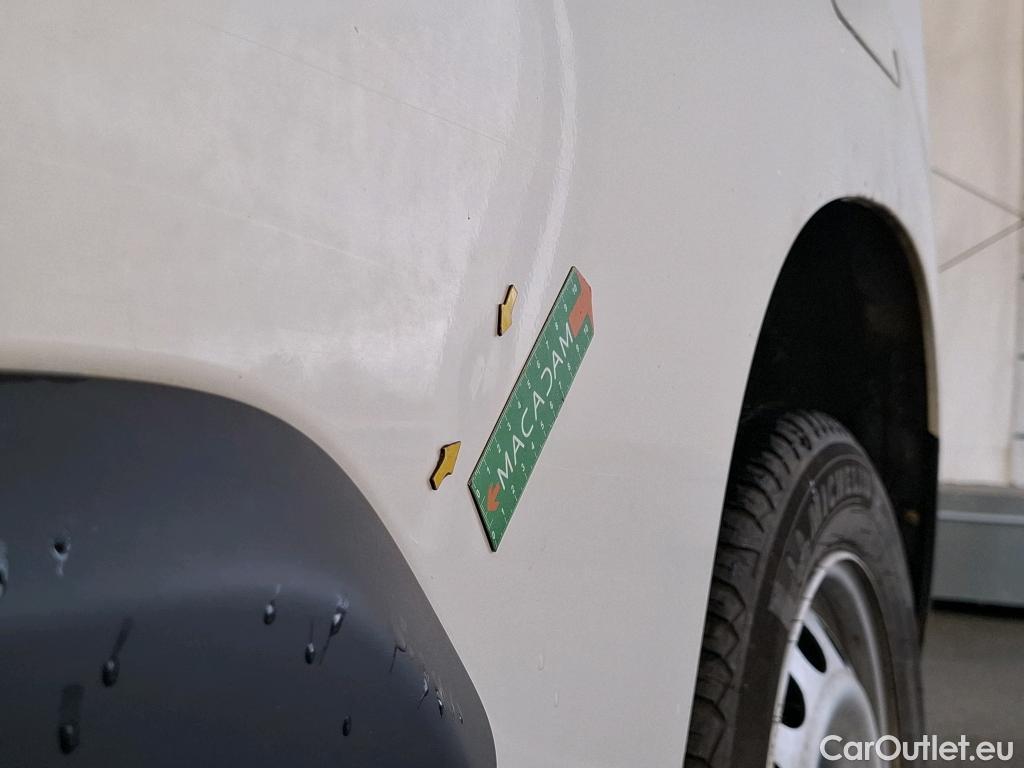  Peugeot  Partner PEUGEOT  VU 4p Fourgonnette BHDI 100 S&S STANDARD 1000KG PREMIUM #4