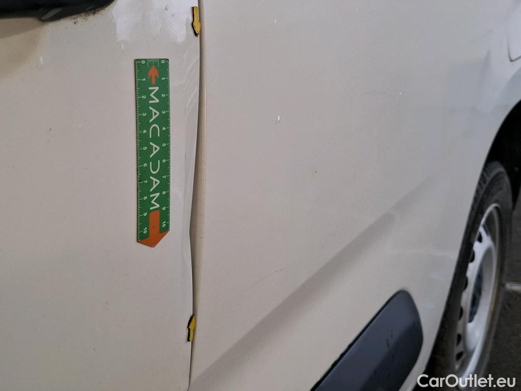  Peugeot  Partner PEUGEOT  VU 4p Fourgonnette BHDI 100 S&S STANDARD 1000KG PREMIUM #9