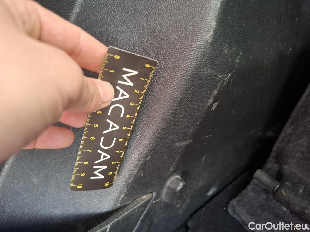  Peugeot  2008  Allure Business 1.5 HDi 130CV BVA8 E6d #43