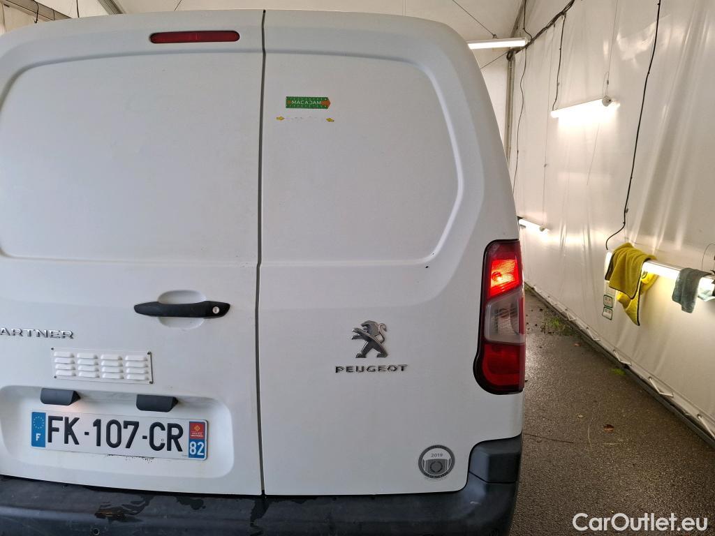  Peugeot  Partner PEUGEOT  VU 4p Fourgonnette BHDI 100 S&S STANDARD 1000KG PREMIUM #12