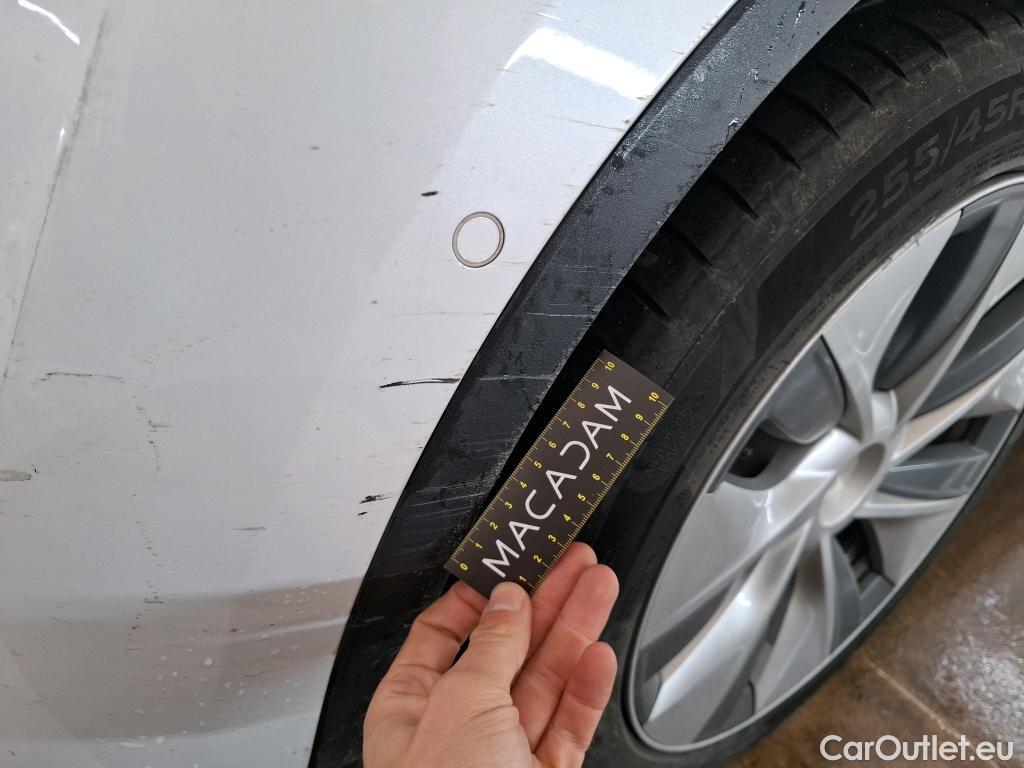  Tesla  Model Y TESLA  / 2020 / 5P / SUV Grand Autonomie Dual Motor AWD #60