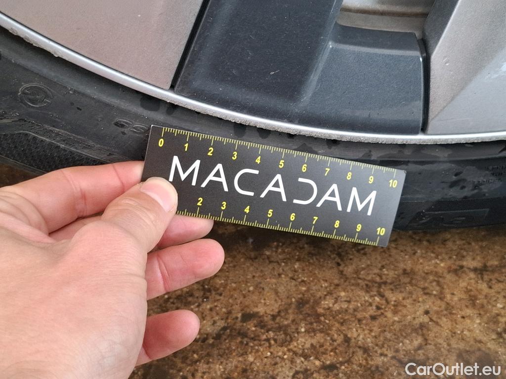  Tesla  Model Y TESLA  / 2020 / 5P / SUV Grand Autonomie Dual Motor AWD #37