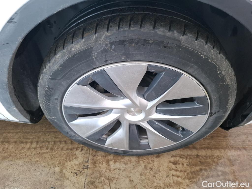  Tesla  Model Y TESLA  / 2020 / 5P / SUV Grand Autonomie Dual Motor AWD #28