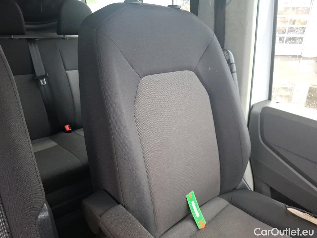  Volkswagen  Crafter VOLKSWAGEN  / 2017 / 4P / Fourgon tôlé 2.0 TDI 140 35 L4H3 Procab Business Line #38