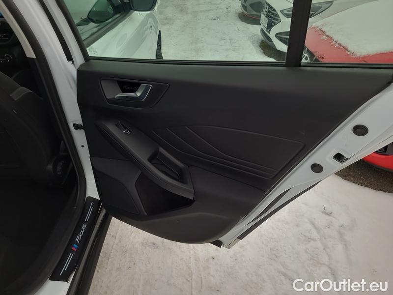  Ford  Focus   Turnier (CGE)(2018->) Foc.ST 1.5EBl Trend Edition #15