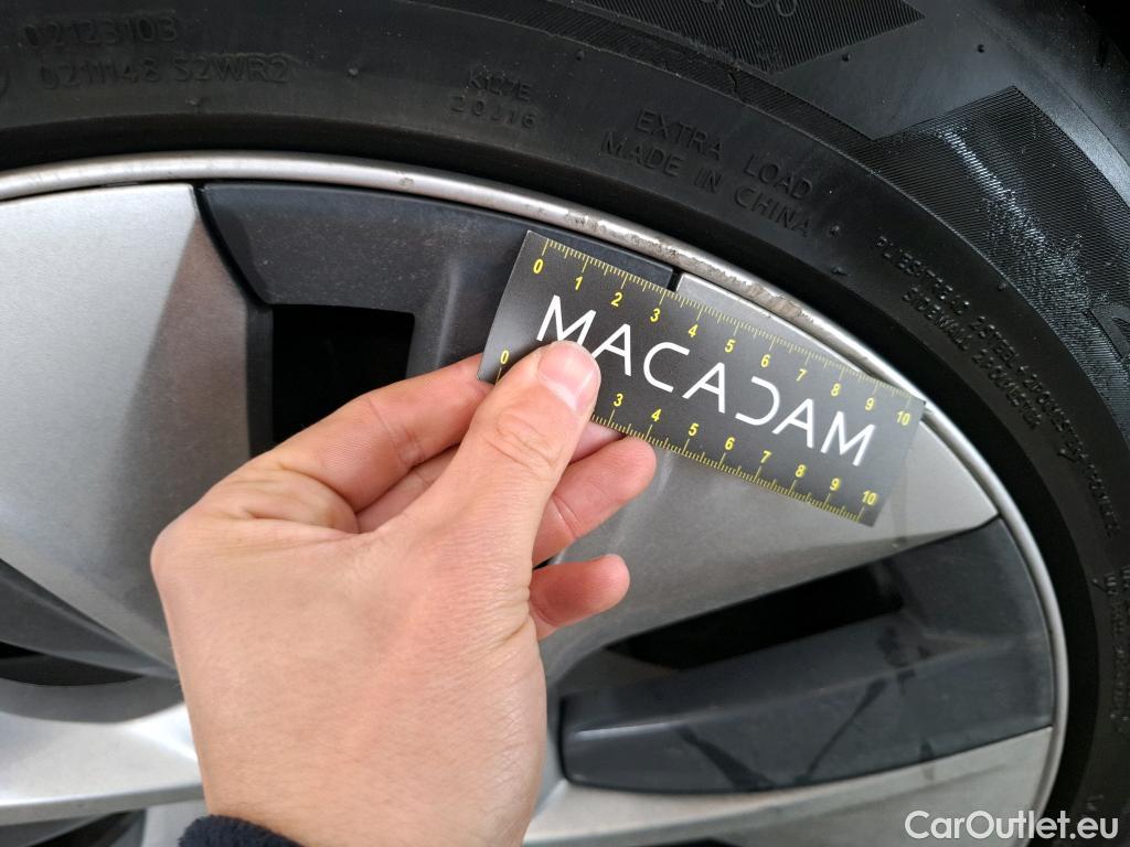  Tesla  Model Y TESLA  / 2020 / 5P / SUV Grand Autonomie Dual Motor AWD #40