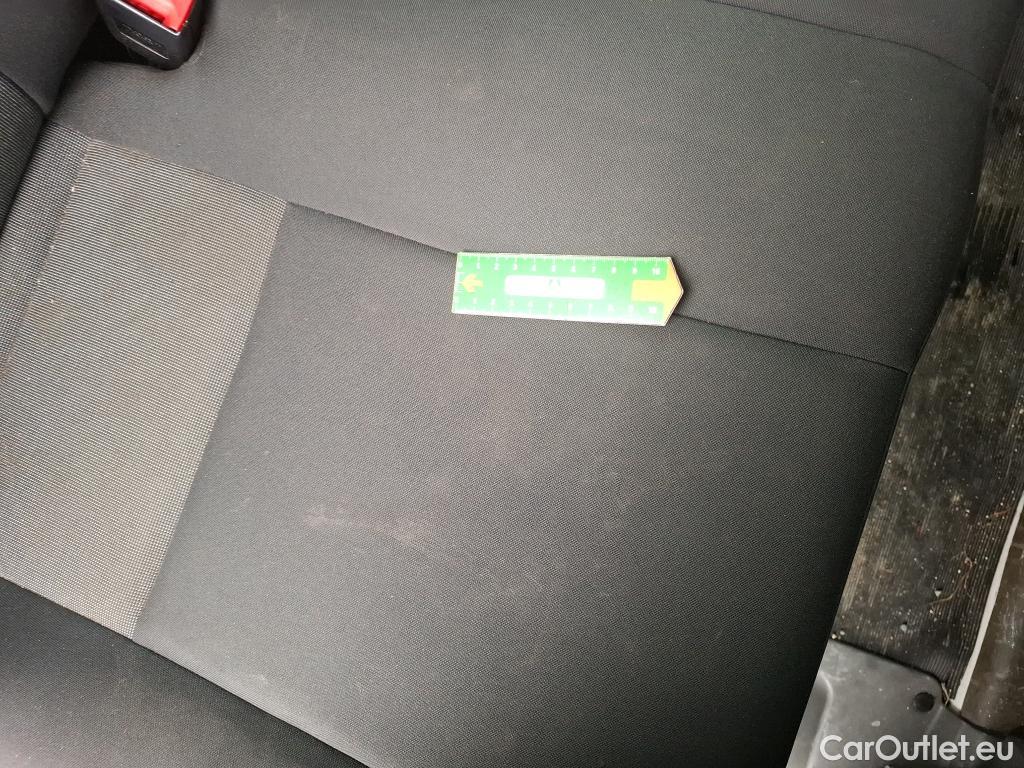  Volkswagen  Crafter VOLKSWAGEN  / 2017 / 4P / Fourgon tôlé 2.0 TDI 140 35 L4H3 Procab Business Line #34