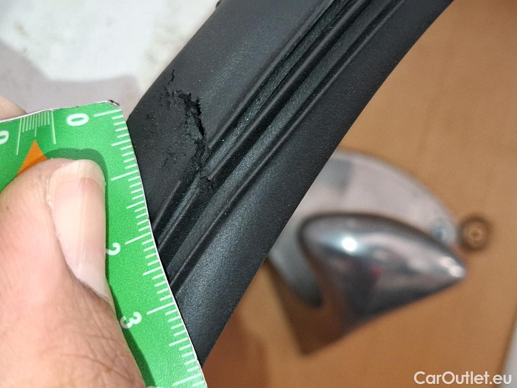  Volkswagen  Caddy VOLKSWAGEN  Van / 2015 / 4P / Fourgonnette 1.4 TGI GNV 110 Business Line #28