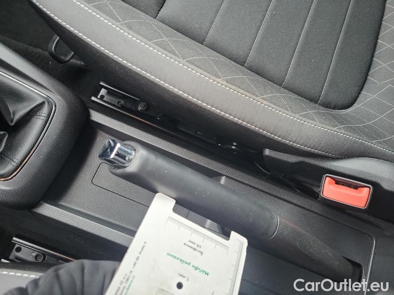  Skoda  Fabia  Combi (2015) Com.1.0TSI 70 Ambition 5d #9